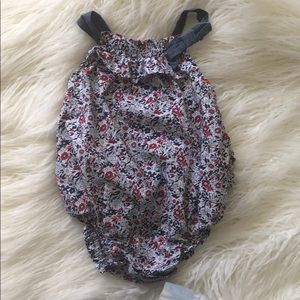 Baby ruffle romper